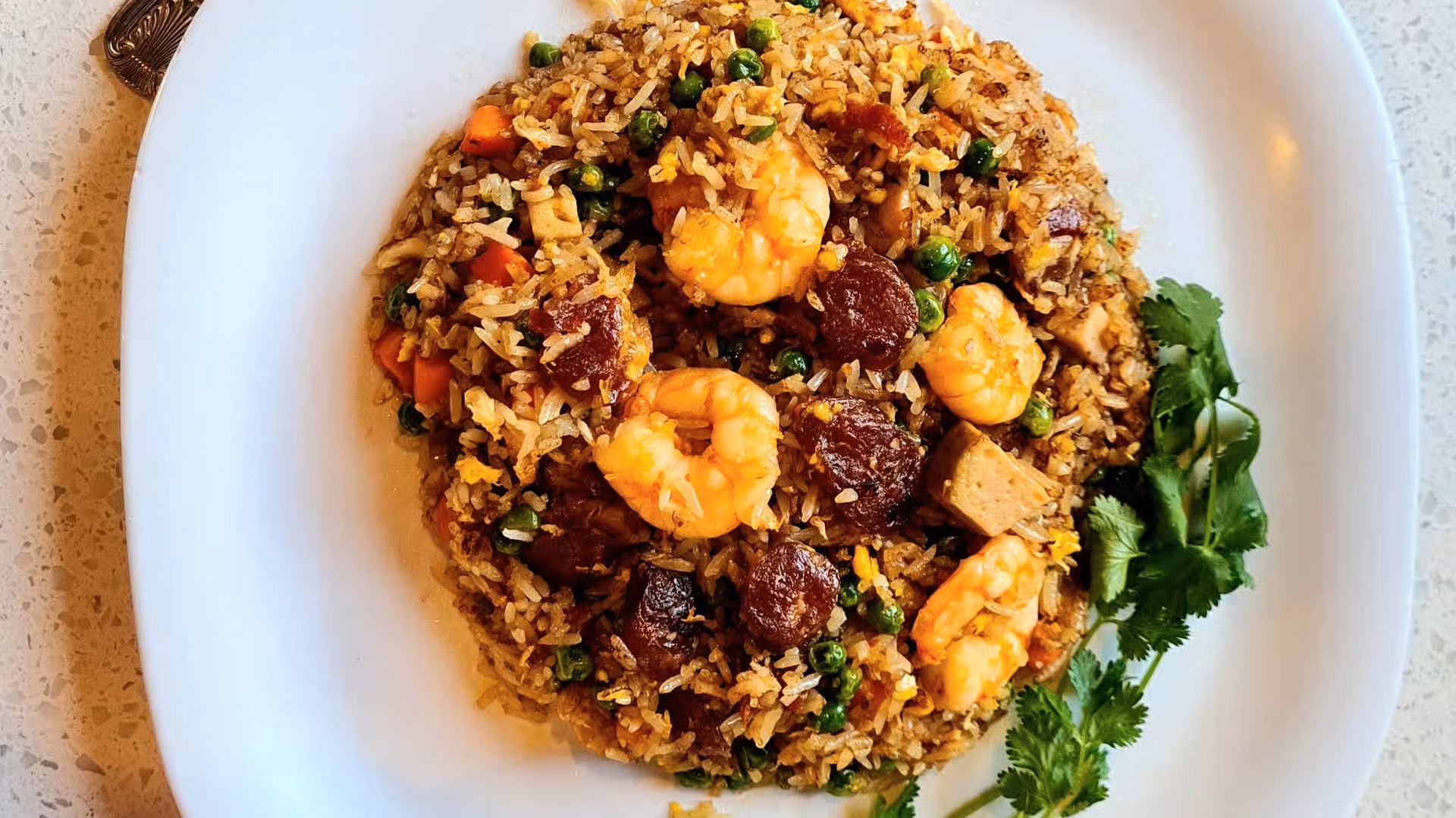 Shrimp & Vietnamese Sausage - Dương Châu